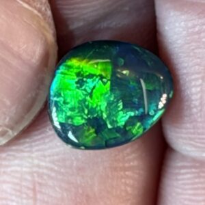 2.6 ct Beautiful Solid Black Opal from Lightning Ridge NSW