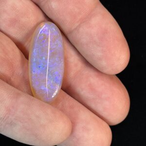 12.7 ct Crystal Opal Lightning Ridge With Purple Flashes And Blue Green Fire